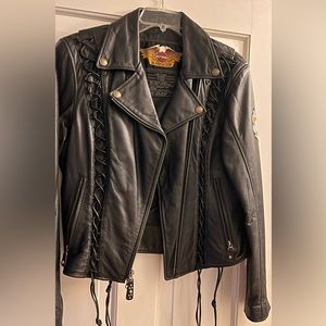 Harley-Davidson Women’s Black Leather Jacket Medium EUC